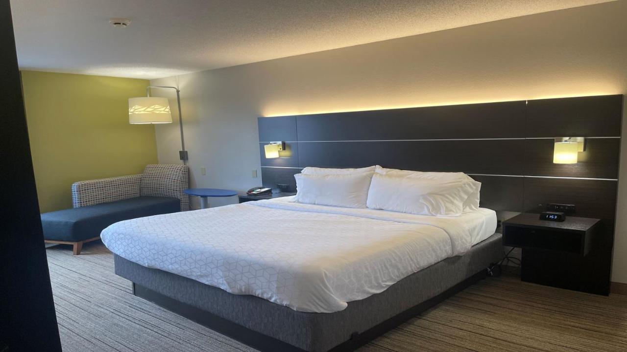 Holiday Inn Express & Suites Ashtabula-Geneva By Ihg Austinburg Eksteriør billede