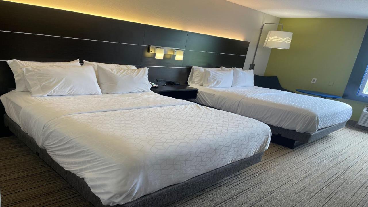 Holiday Inn Express & Suites Ashtabula-Geneva By Ihg Austinburg Eksteriør billede