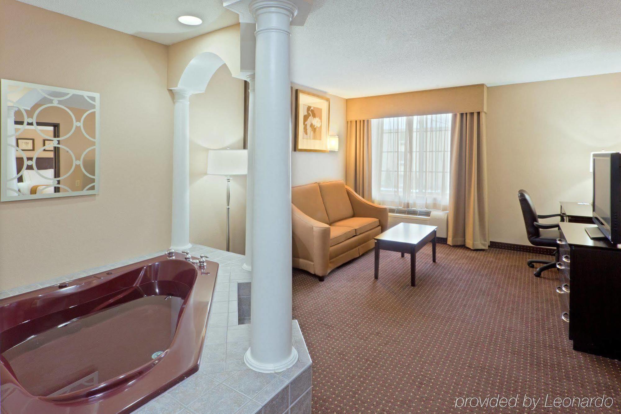Holiday Inn Express & Suites Ashtabula-Geneva By Ihg Austinburg Værelse billede